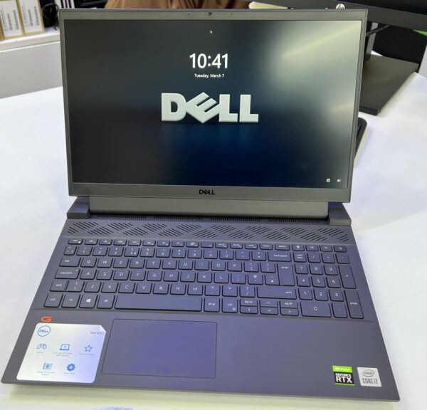 Dell G15 5511 Gaming Laptop (2021) | 15.6" FHD | Core i7 - 512GB SSD - 16GB RAM - RTX 3050