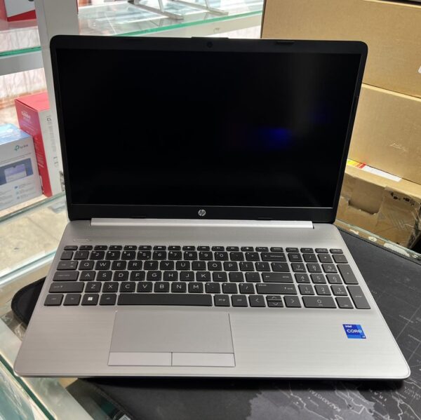 HP Laptop 15s-fq2015TU Intel Core i5-1135G7