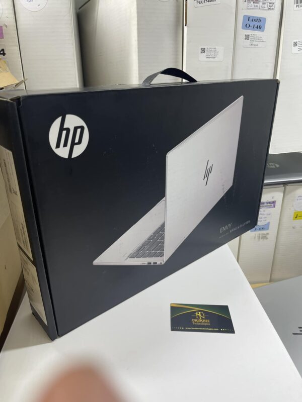 HP ENVY Laptop - 15-ep0015nl *Intel Core i7-10750H