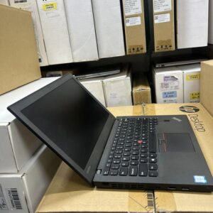 Lenovo ThinkPad X270 6th Gen Intel Core i7-6600U 12.5" Display 8GB DDR4 RAM 256GB