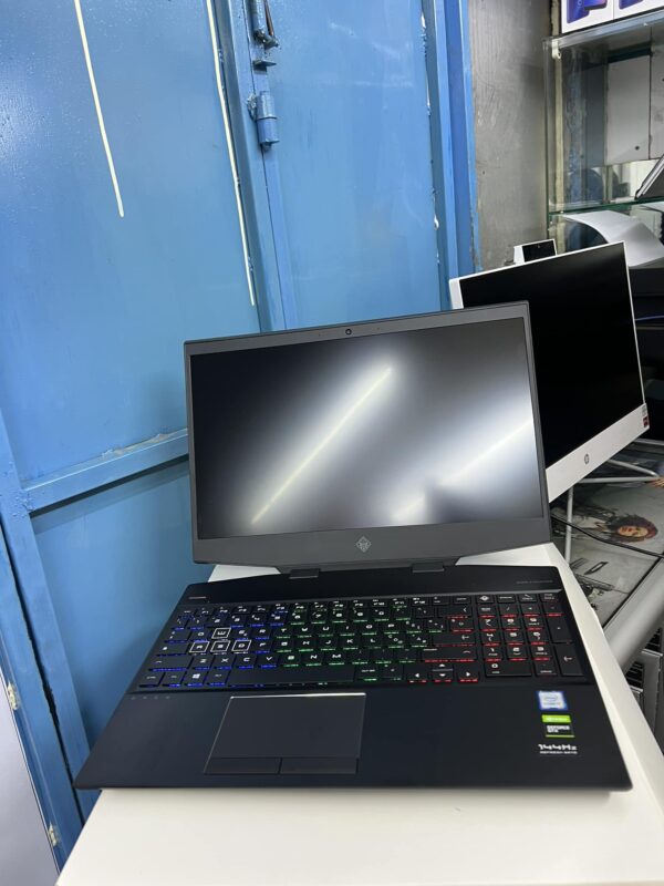 Omen by HP15 Intel Core i7-9750h 16 GB RAM 512GB SSD