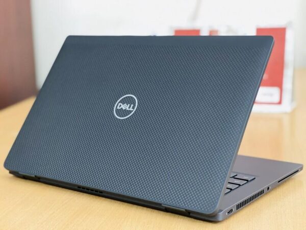 Dell 2021 Latitude 7320 Laptop 13.3-inch - Intel Core i5 11th Gen - i5-1135G7 - Quad Core 4.2Ghz - 512GB SSD - 16GB RAM