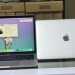 MacBook Pro 2020 Intel Core i7 13 inches, 32GB RAM, 512GB SSD Space Gray