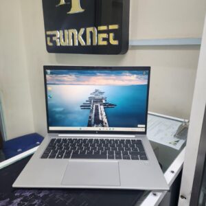 HP EliteBook 1040 G10, Intel Core i7 1355U, 32GB DDR5 5600, 512GB PCIe NVMe M.2 SSD – 926X0ES Laptop